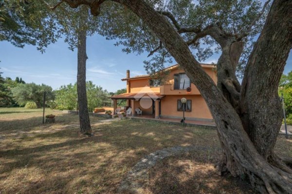 casa indipendente in vendita a Formello in zona Le Rughe