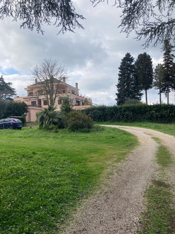 appartamento in vendita a Formello in zona Le Rughe