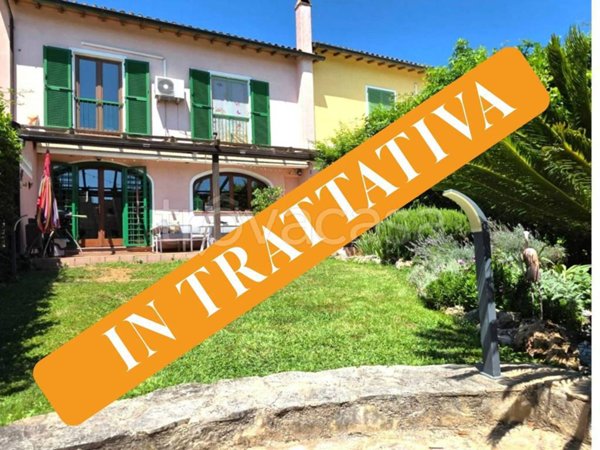 casa indipendente in vendita a Formello in zona Le Rughe