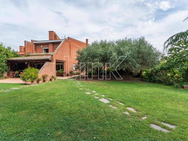 casa indipendente in vendita a Formello in zona Le Rughe