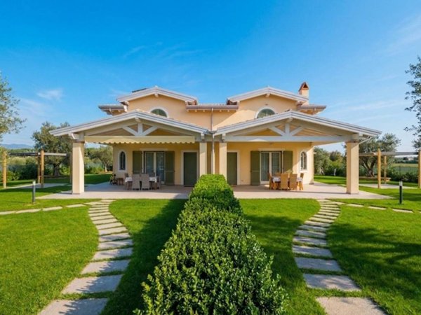 casa indipendente in vendita a Formello in zona Le Rughe