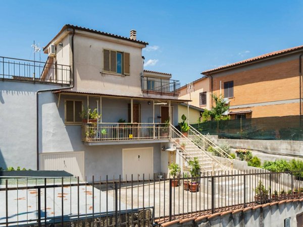 appartamento in vendita a Formello