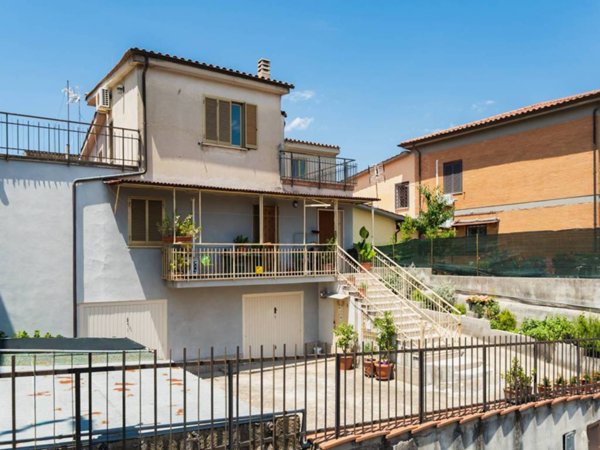 appartamento in vendita a Formello
