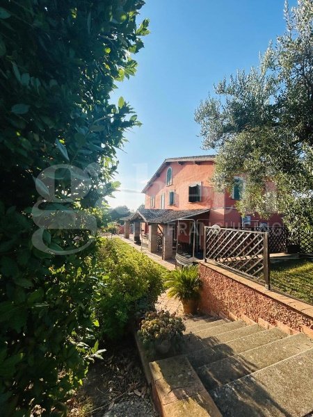 casa indipendente in vendita a Formello in zona Le Rughe
