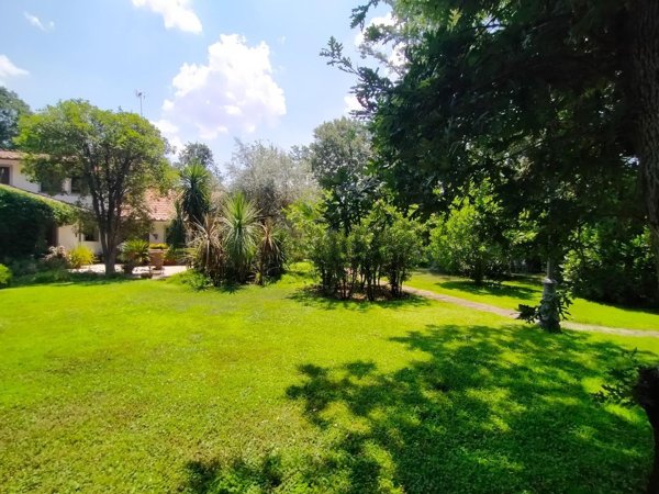 casa indipendente in vendita a Formello