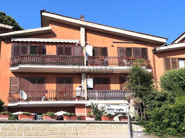 appartamento in vendita a Formello in zona Le Rughe