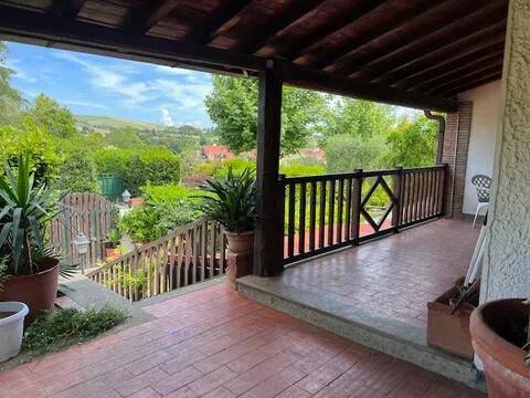 casa indipendente in vendita a Formello