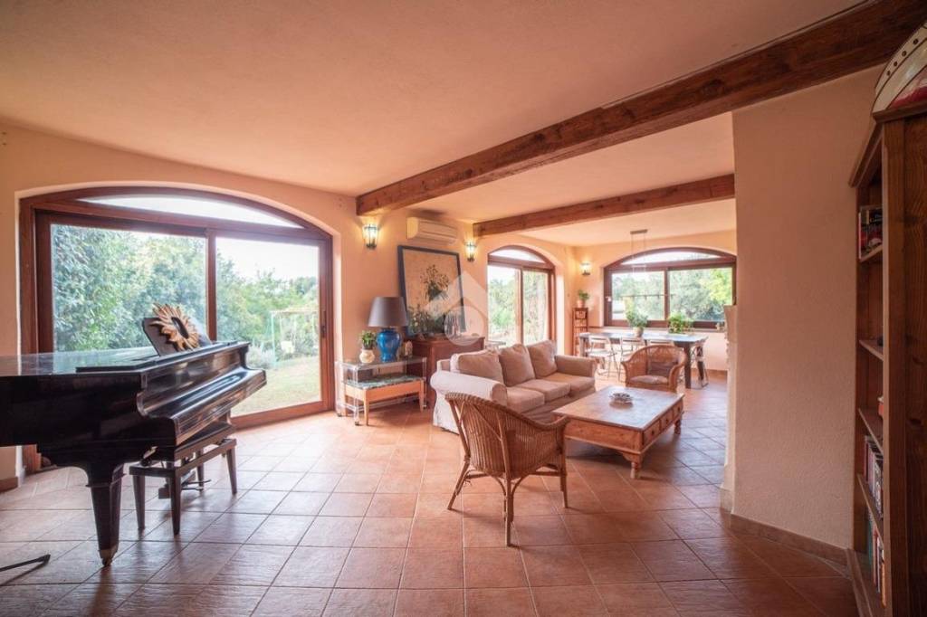 casa indipendente in vendita a Formello in zona Le Rughe