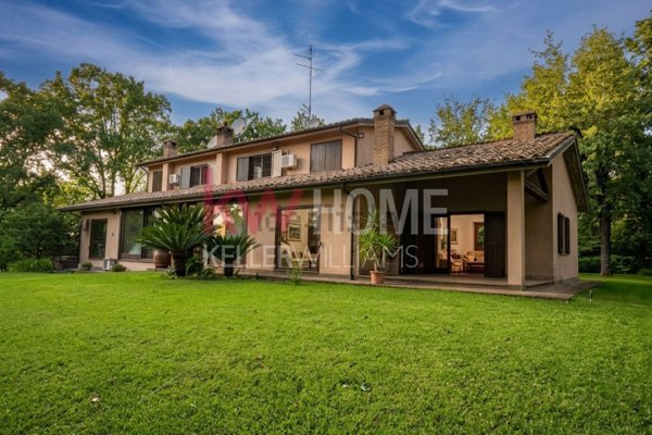 casa indipendente in vendita a Formello
