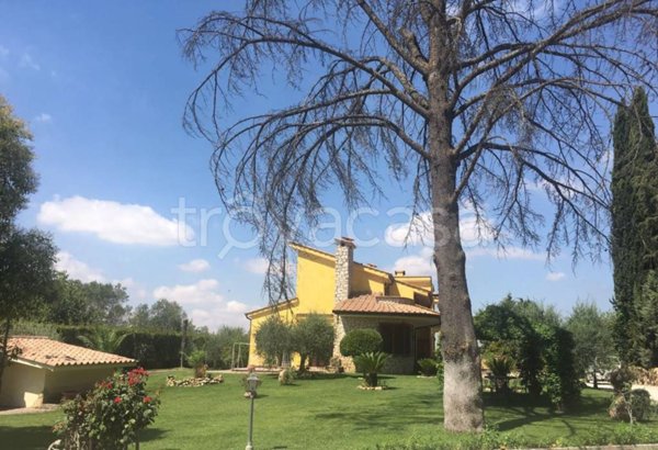 casa indipendente in vendita a Formello in zona Le Rughe