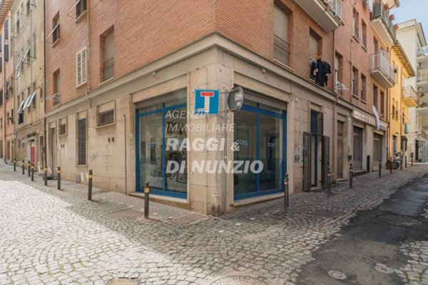 negozio in vendita a Frascati