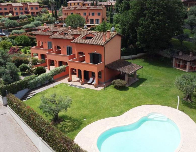 casa indipendente in vendita a Frascati