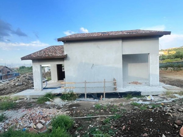 casa indipendente in vendita a Frascati
