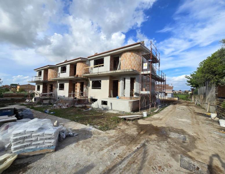casa indipendente in vendita a Frascati
