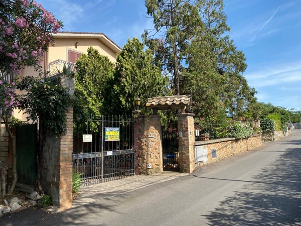 ufficio in vendita a Frascati