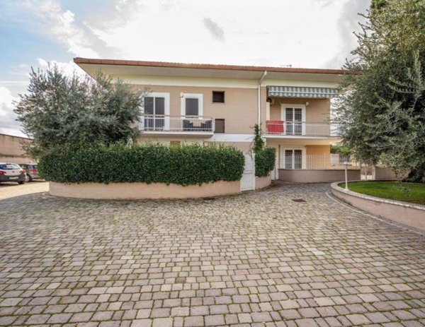 appartamento in vendita a Frascati