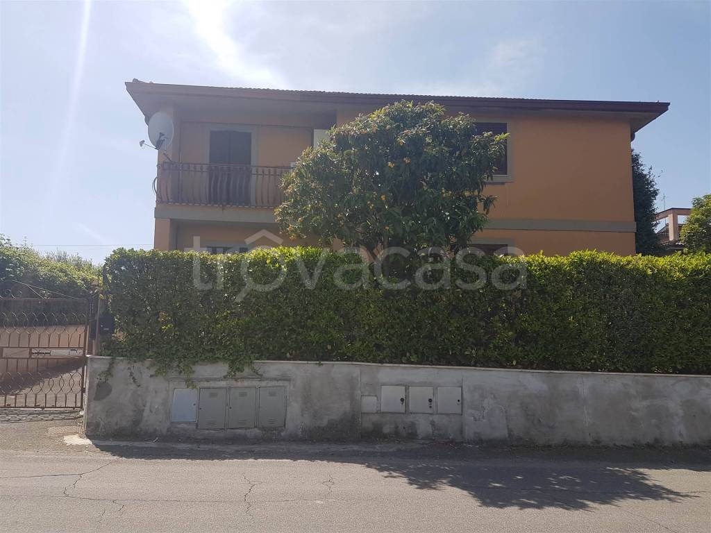 appartamento in vendita a Frascati in zona Cisternole