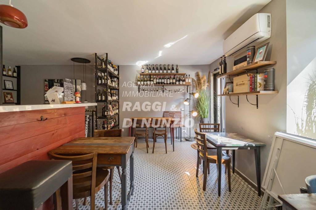 negozio in vendita a Frascati
