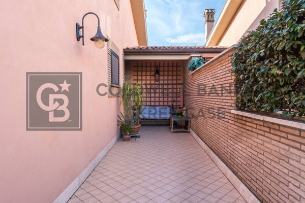 casa semindipendente in vendita a Frascati
