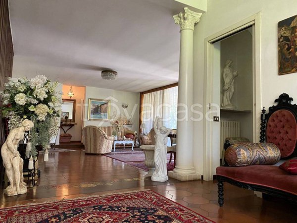 casa indipendente in vendita a Frascati