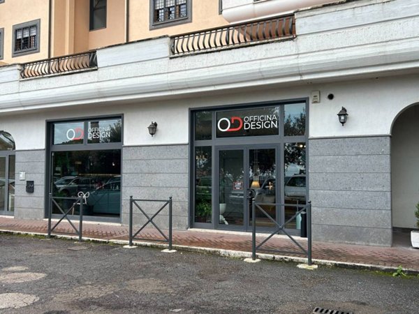 negozio in vendita a Frascati