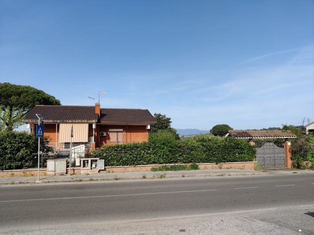 casa indipendente in vendita a Frascati