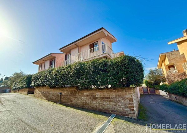 casa indipendente in vendita a Frascati