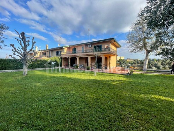 casa indipendente in vendita a Frascati