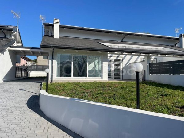 casa indipendente in vendita a Frascati