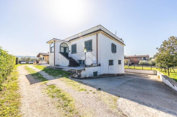 casa indipendente in vendita a Frascati