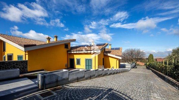 casa indipendente in vendita a Frascati