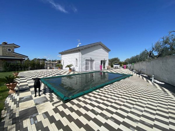 casa indipendente in vendita a Frascati