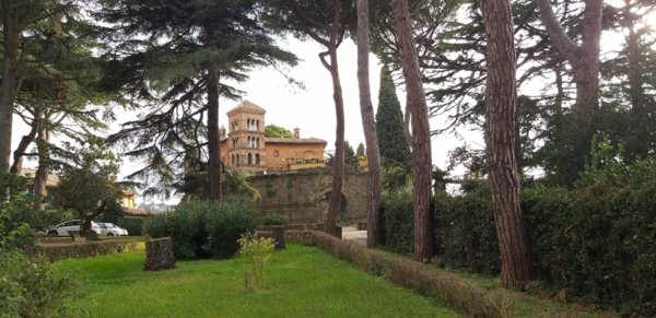 casa indipendente in vendita a Frascati