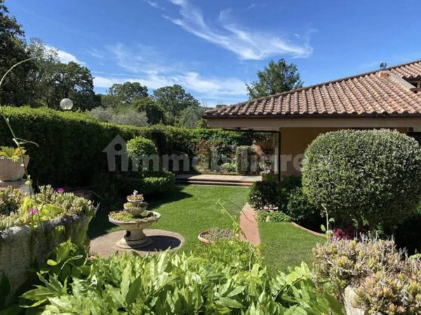 casa indipendente in vendita a Frascati