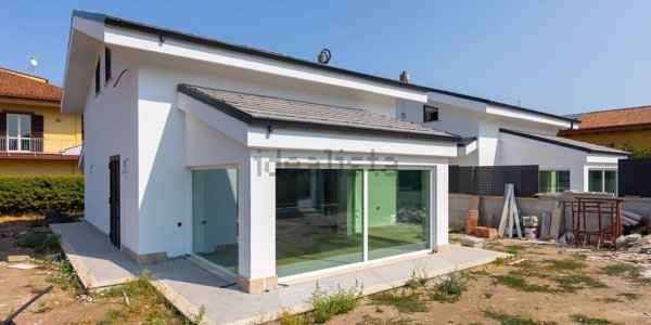 casa indipendente in vendita a Frascati
