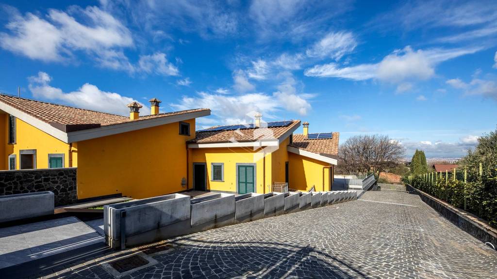 casa indipendente in vendita a Frascati