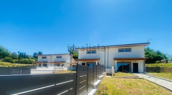 casa indipendente in vendita a Frascati