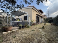 casa indipendente in vendita a Frascati