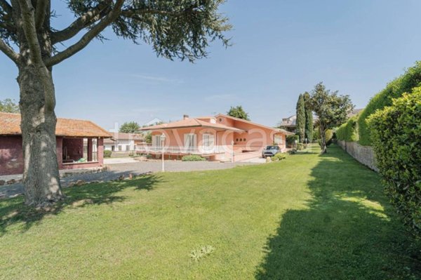 casa indipendente in vendita a Frascati