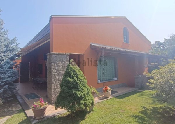 casa indipendente in vendita a Frascati