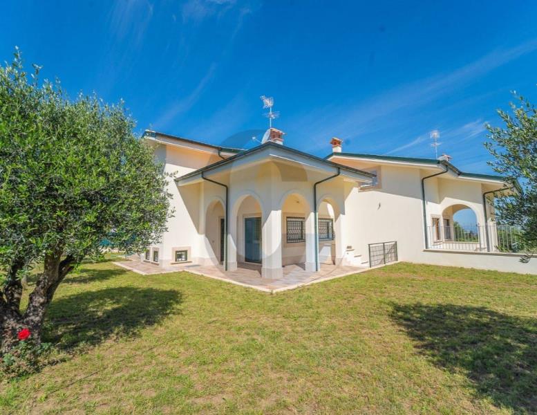 casa indipendente in vendita a Frascati
