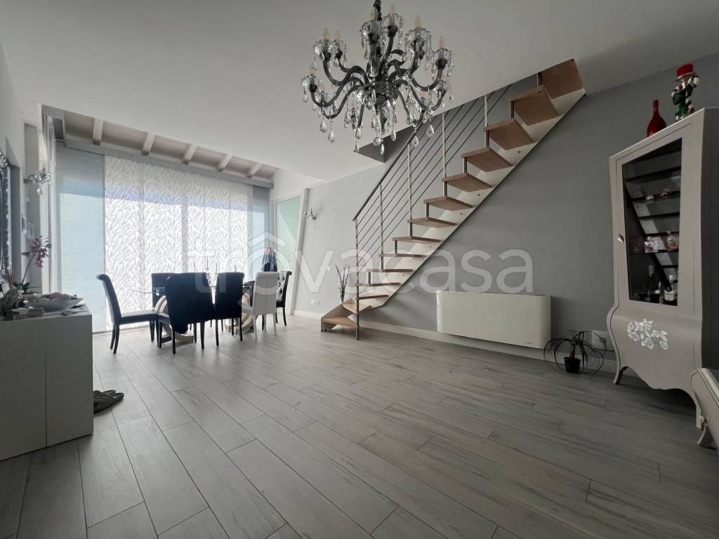 casa indipendente in vendita a Frascati