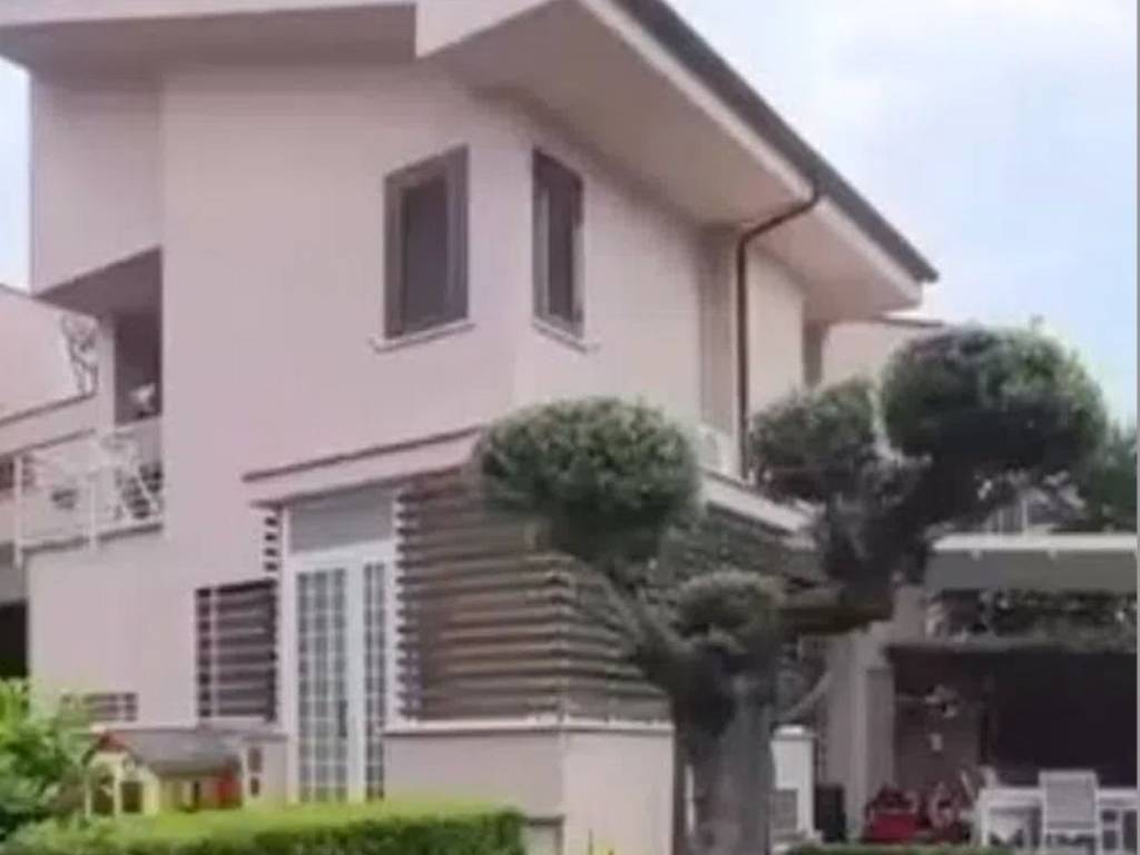 casa indipendente in vendita a Frascati