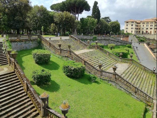 intera palazzina in vendita a Frascati