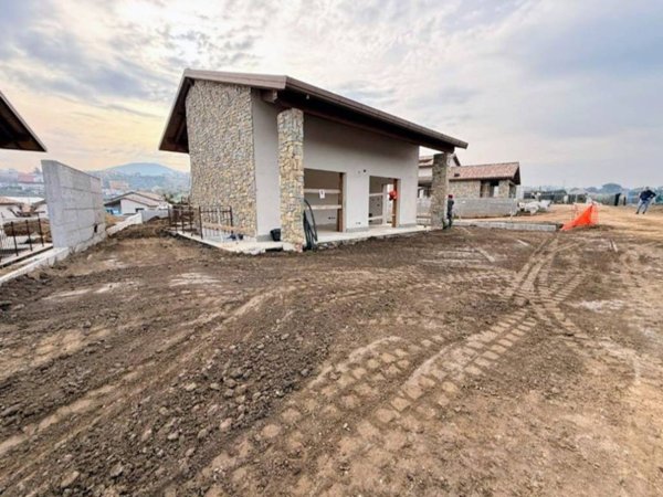 casa indipendente in vendita a Frascati