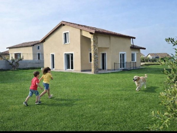 casa indipendente in vendita a Frascati