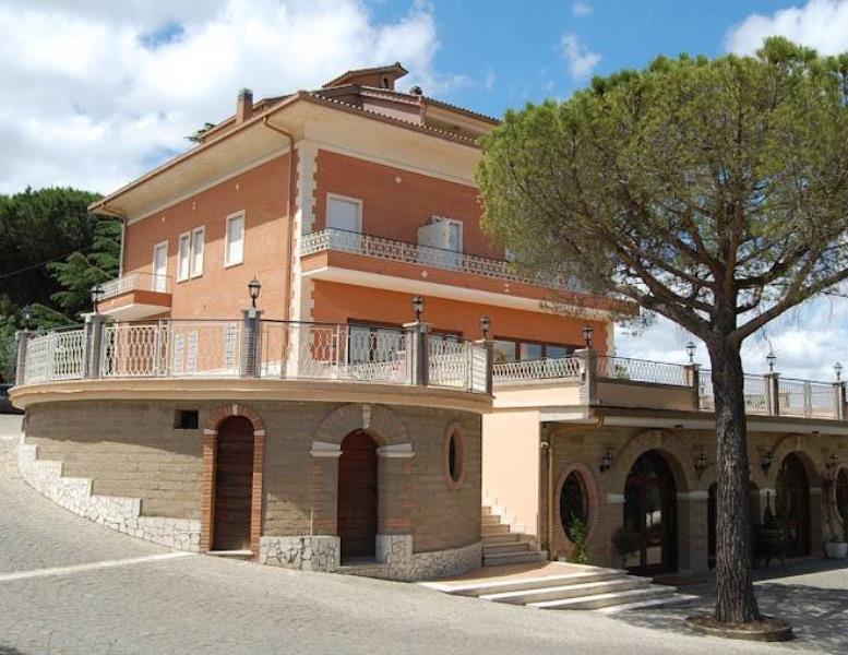 casa indipendente in vendita a Frascati