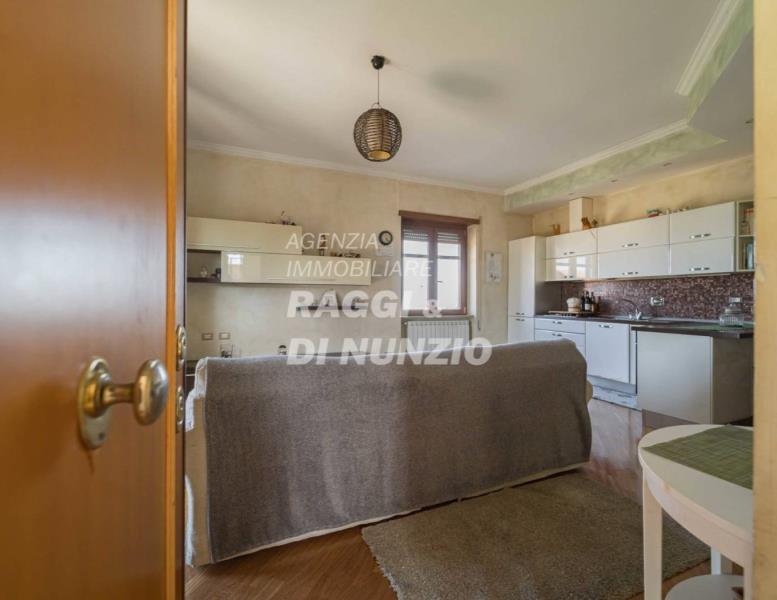 appartamento in vendita a Frascati in zona Cisternole