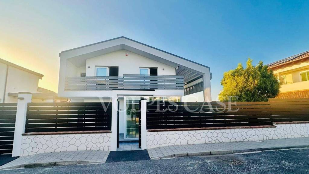 casa indipendente in vendita a Frascati