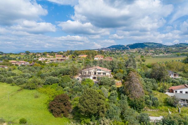 casa indipendente in vendita a Frascati